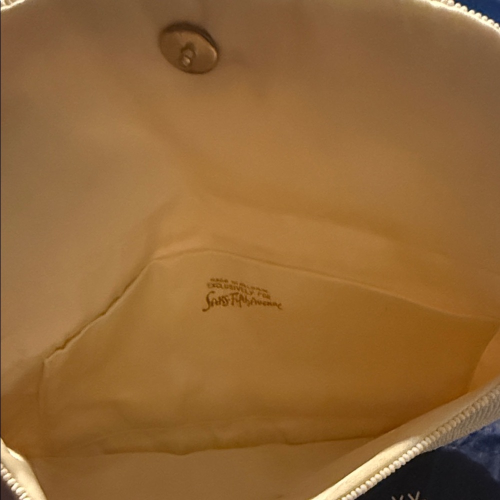 Vintage Saks Fifth Avenue White Beaded Evening Bag, Bow Motif, made in Belgium - Picture 4 of 5